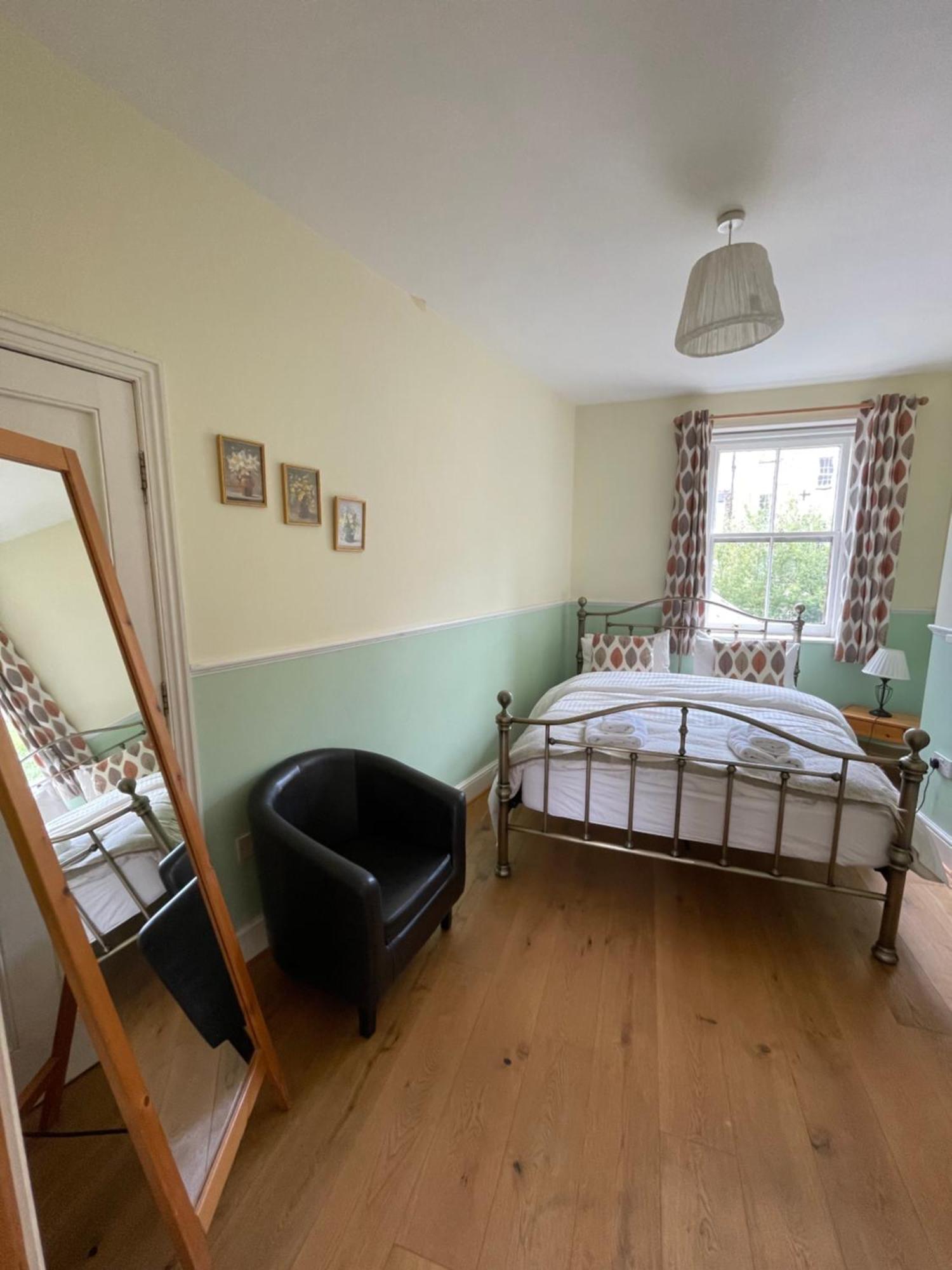 10 Grove St - Bath Holiday Suites Екстериор снимка